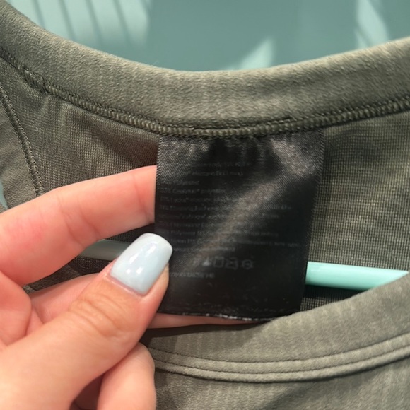 Green Crop Top - Picture 4 of 7